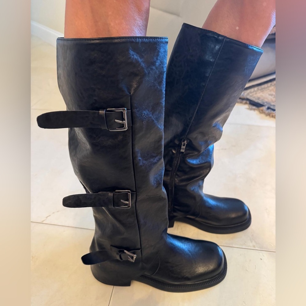 Black Buckle Knee-High Boots